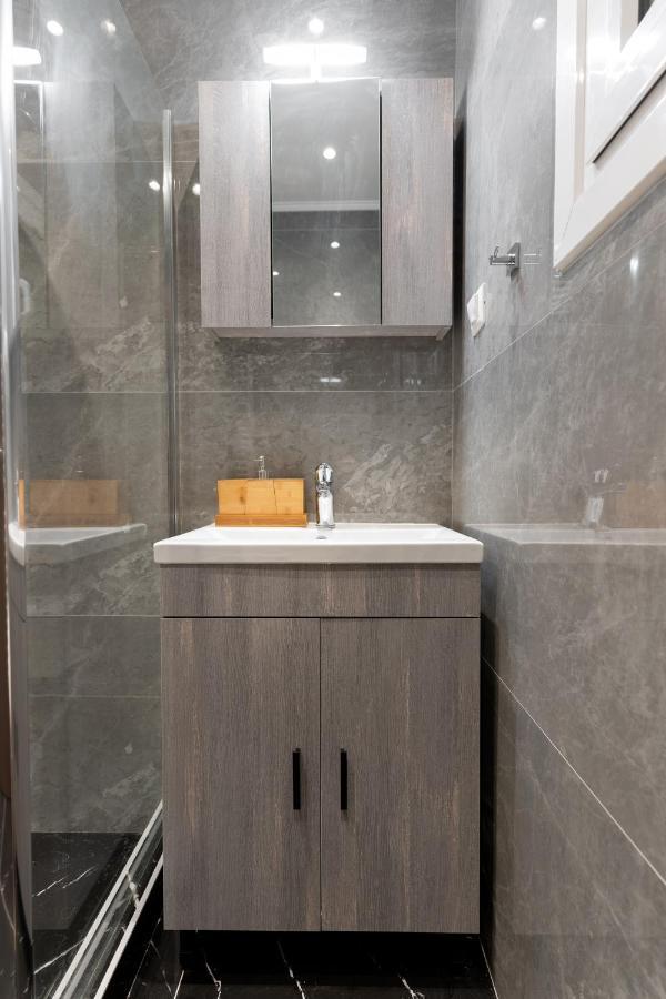 Cosy 2Br Apartment Next To Bars & Restaurants 雅典 外观 照片