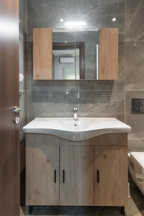 Cosy 2Br Apartment Next To Bars & Restaurants 雅典 外观 照片